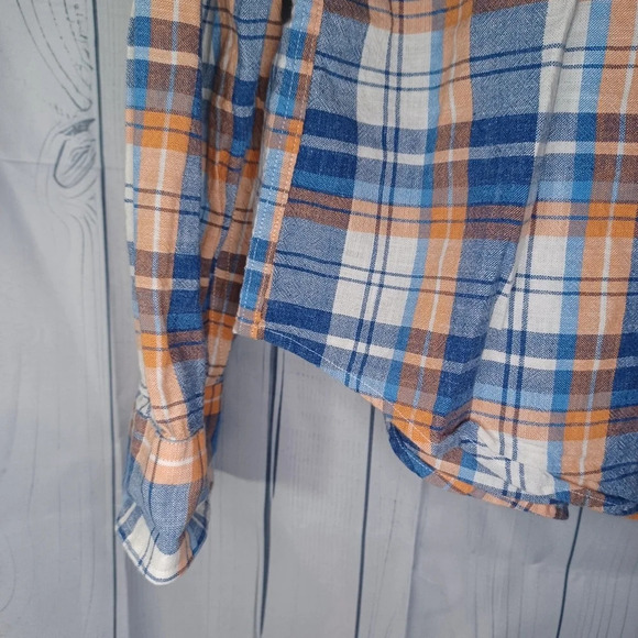 Abercrombie & Fitch muscle plaid button down shirt - Picture 4 of 9